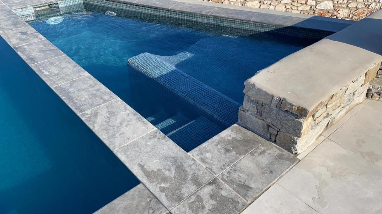Paros-Memories-Neubau-Villen, Sportpool Aspro Chorio Exterior foto