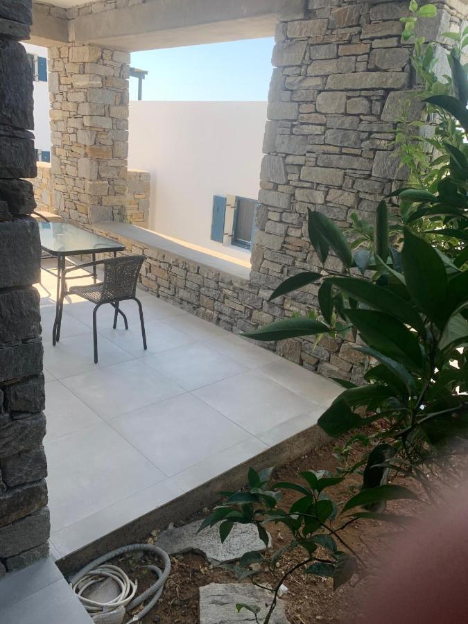 Paros-Memories-Neubau-Villen, Sportpool Aspro Chorio Exterior foto