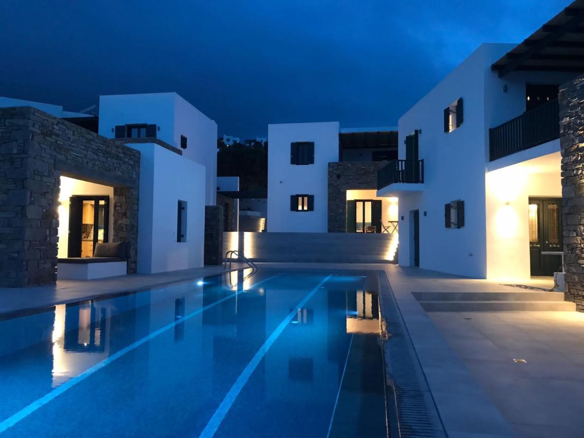 Paros-Memories-Neubau-Villen, Sportpool Aspro Chorio Exterior foto